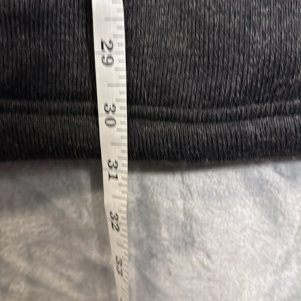 Reebok Men's‎ large Charcoal Black Vest two tone zip chest pocket